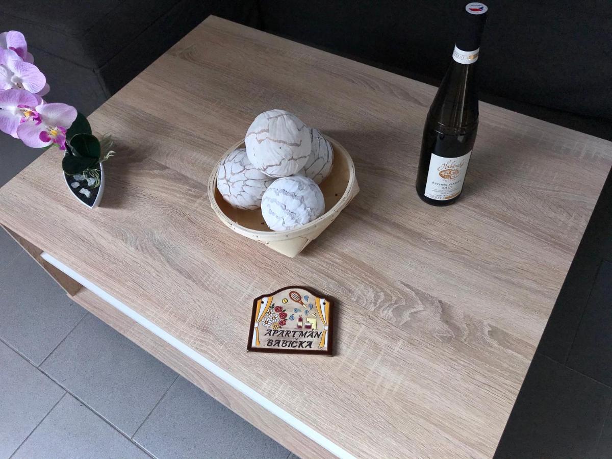 Apartman U Babicky プラハ エクステリア 写真